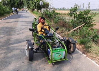 शिवपूजन की आर्थिक तंगी की वजह से इंजीनियर का सपना अधूरा रह गया लेकिन हार नहीं माने बनाया देसी फरारी 